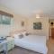 Hahei Kiwi Bach - Hahei Holiday Home