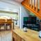 Lodge Nine for 6 with Hot Tub - Spa Resort in Devon