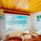 Shore House 401