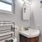 Dog-Friendly Largo Apartment with Large Shared Yard! - Largo
