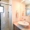 Stylish Townhome with Pool, Patio, and Secure Parking
