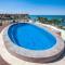 Oceanview Balcony RoofPool Steps to Malecón