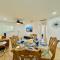 Seaside Elegance 3 Mi to FM Beach Paradise Sleep 6