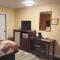 Deep River Motel