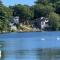 Lake Attitash Waterfront w/ private dock - أميسبوري
