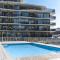 Huswell - Seaside Apartment with Shared Pool