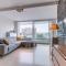 Huswell - Charming apartment near the beach with balcony