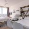 Huswell - Modern studio near the sea and beach