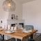 Huswell - Lovely apartment with lateral sea view