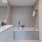Huswell - Renovated apartment with sea view and parking