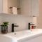 Huswell - Renovated apartment with sea view and parking