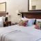 Lemoen Kloof Guest House
