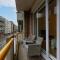 Centrally located modern apartment with parking - Oostende