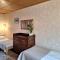 Kraavi Guest Hostel