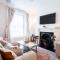 Spacious, Bright & Cosy ~ Ideal Victoria Location! - Londra