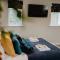 Shambles Retreat - Nr Bath king or twin beds free parking x2 - 埃文河畔布拉德福