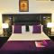Lapologa Bed & Breakfast