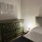 Enchanting Apartment with Patio, Lungarno Firenze