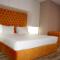 LuxOtel City Lodge