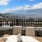 Spacious house with sea view in Volos