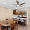 2BD Condo with Pool Near Beach