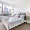 NEW! A Comfy & Stylish Apt Next to Darling Harbour
