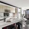 A Stylish 2BR Apt Next to Southern Cross with City Views