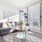 A Comfy 2BR Apt Amazing View of Darling Harbour