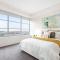 A Comfy & Spacious 2BR Apt Harbour View