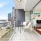 A Comfy & Spacious 2BR Apt Harbour View