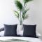 A Large 2BR Apt Near Crown Sleeps 8 FREE Parking - Melbourne
