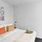 A Cozy 2BR Apt on Spencer St with FREE Parking