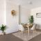 A Plush & Comfy Apt Right Next to Darling Harbour