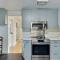 NEW! Modern Mountain SKI, 5BR Getaway w/ Game Room - موراي