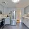 NEW! Modern Mountain SKI, 5BR Getaway w/ Game Room - موراي