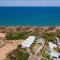 Coral Break - Three-bedroom beachfront unit - Agnes Water