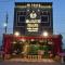 Hotel Majestic Grand By MNG Rooms