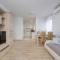 Beautiful Apartment with a Spacious Balcony in Wrocław by Noclegi Renters - Wrocław