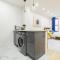1597-1 Large studio W D in the unit prime UES - New York