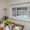Abbey Lodge, Llandudno - Period Townhouse, 5 bedrooms & bathrooms, with Hot Tub & Private Parking