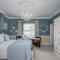 Abbey Lodge, Llandudno - Period Townhouse, 5 bedrooms & bathrooms, with Hot Tub & Private Parking