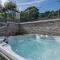 Abbey Lodge, Llandudno - Period Townhouse, 5 bedrooms & bathrooms, with Hot Tub & Private Parking