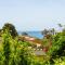 La Bouganville - House with garden and sea view