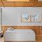 Nice Home In Bogø By With Wifi - Bogø By
