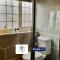 Spacious Detached Highfield House By Your Stay Solutions Short Lets & Serviced Accommodation Southampton Free Parking - Southampton