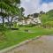 Large studio with swimming pool and open view