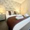 Luxury King-bed Ensuite With Tranquil Garden Views