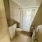 Bright Quiet Loft Room Ensuite Serene Clapham Area
