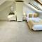 Bright Quiet Loft Room Ensuite Serene Clapham Area