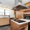 Elegant 2BR Escape in Manhattan with WiFi & Parking - Manhattan